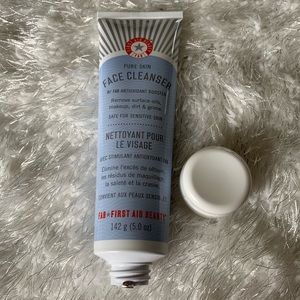 First Aid Beauty Face Pure Skin Cleanser 5oz